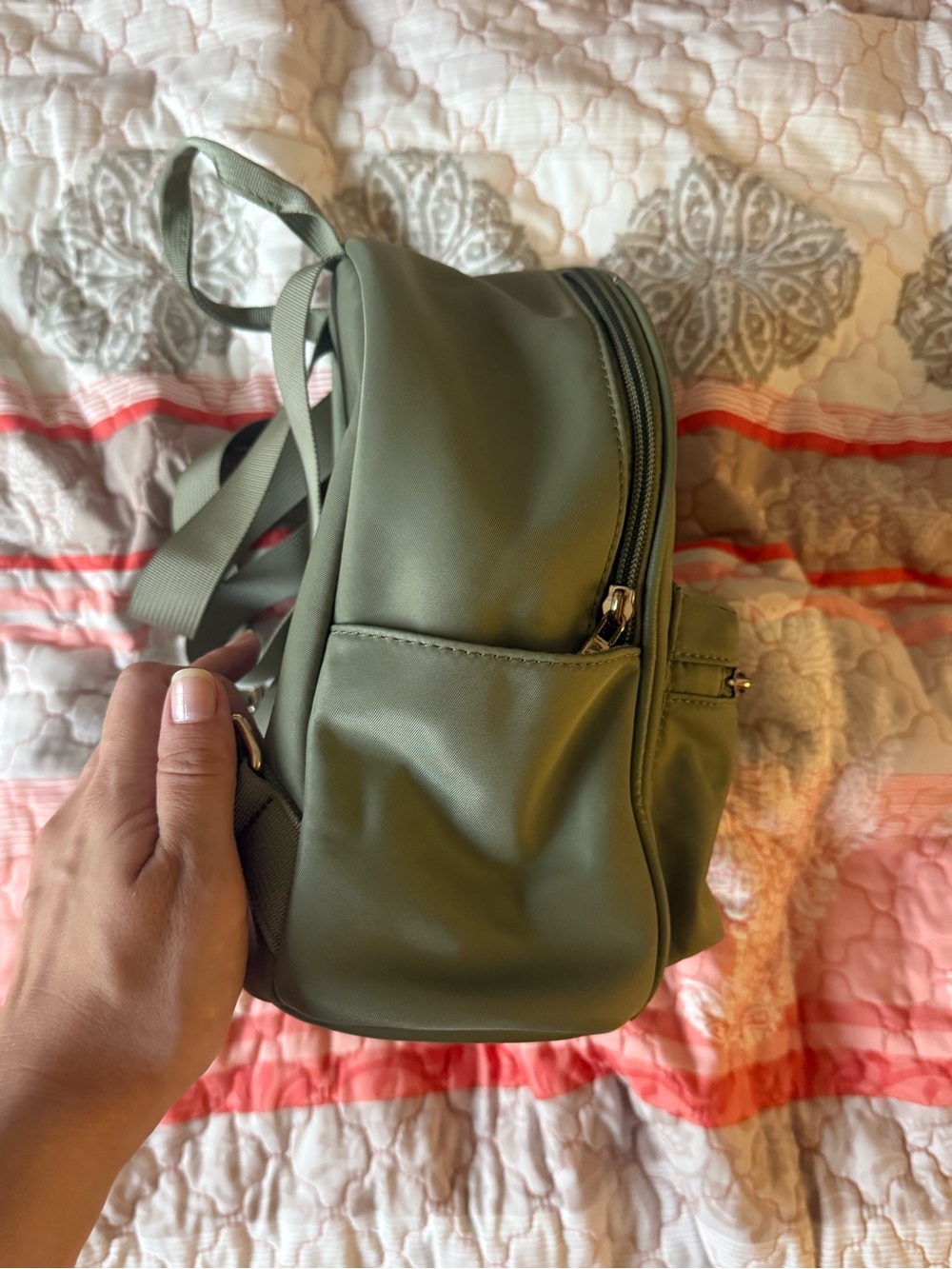 LD Mini Backpack - Picture 2 of 6